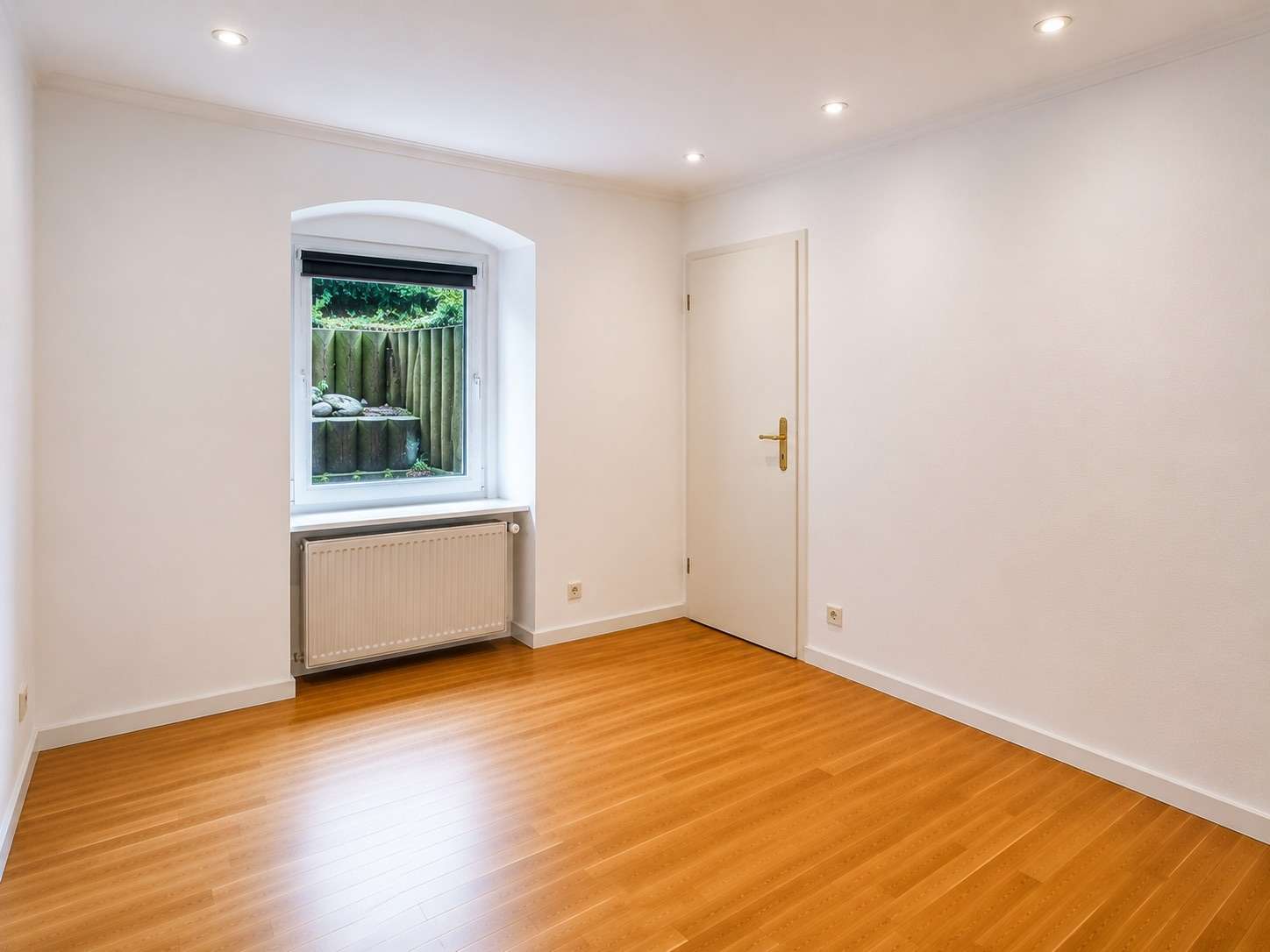 Repräsentative Altbauarchitektur-118m2 auf zwei Ebenen hochwertig modernisiert, sofort bezugsfertig! - Bild 6
