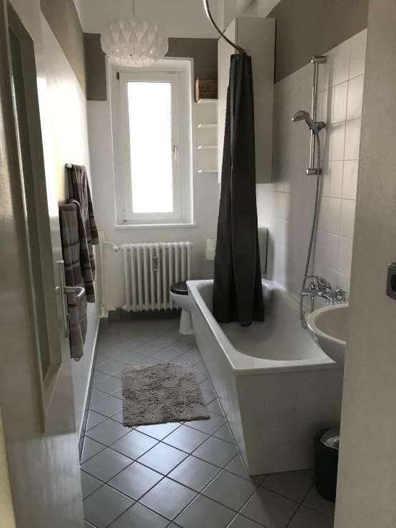 Bezugsfreie Wohnung in saniertem Zustand mit Süd-West-Balkon und Einbauküche - Bild 7