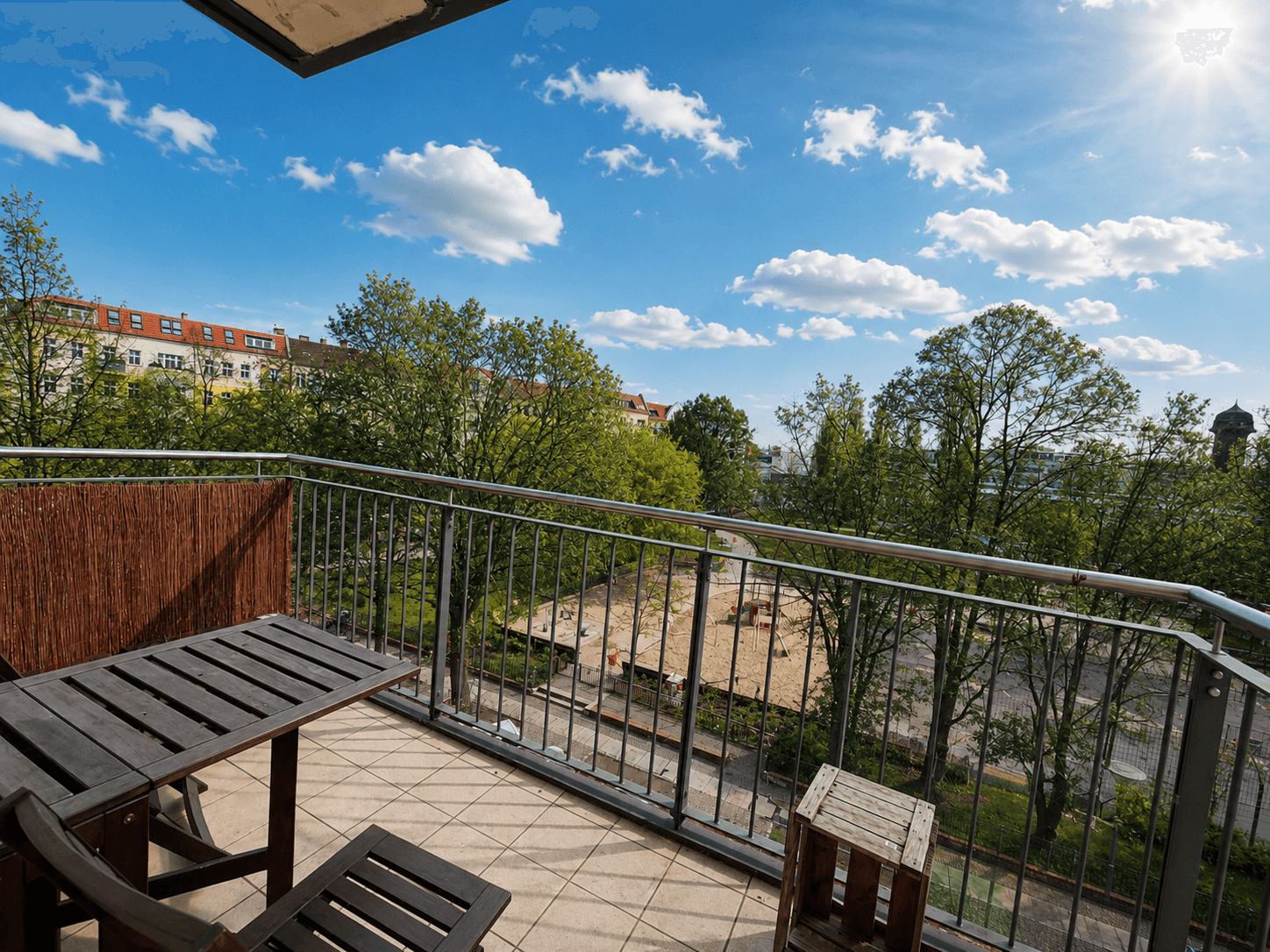 Bezugsfreie Wohnung in Toplage mit unverbautem Weitblick über Friedrichshain - Bild 5