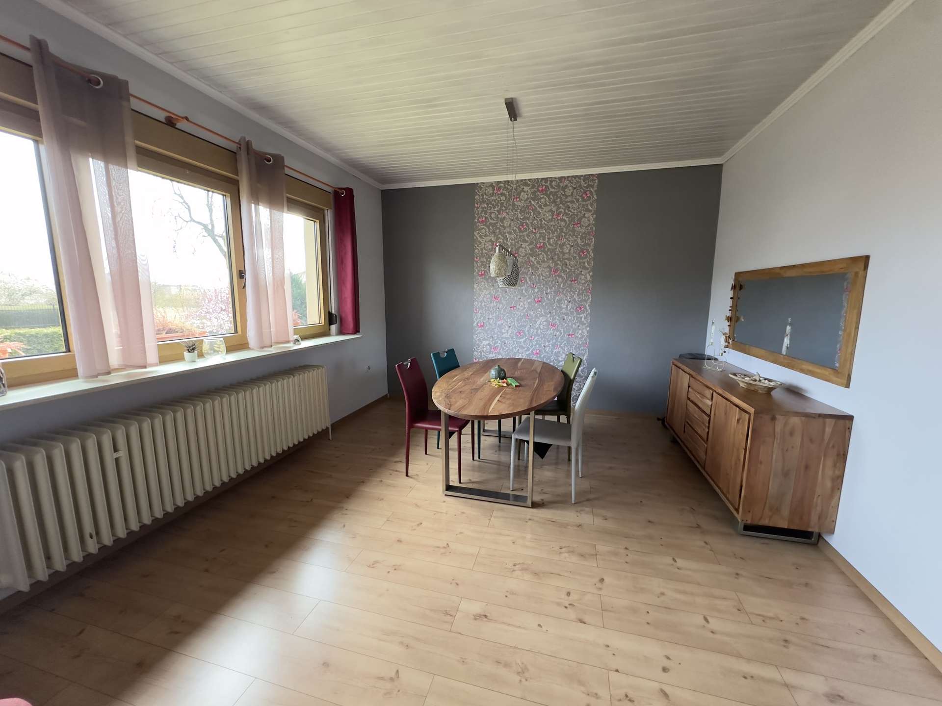 Teilsaniertes Einfamilienhaus in Zossen mit Solaranlage, Pool und Garage – Bild 2