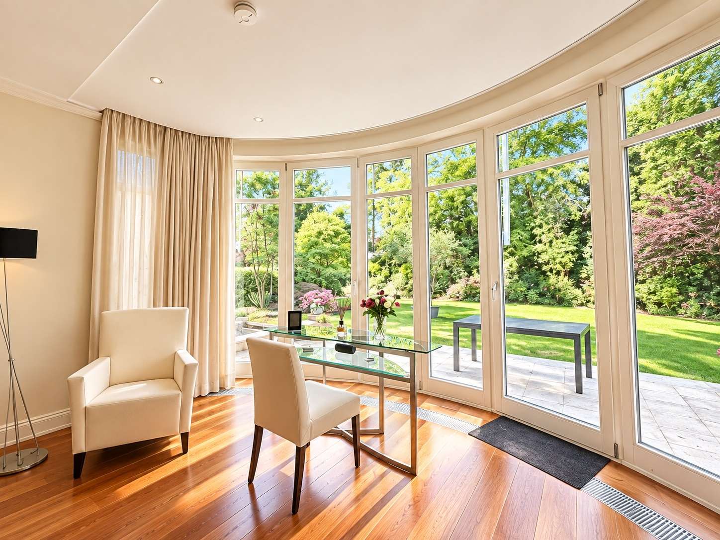 Haus im Haus! Einzigartiger Luxus mit Privatgarten: 6 Zi., Kamin uvm. in Bestlage - Bild 10