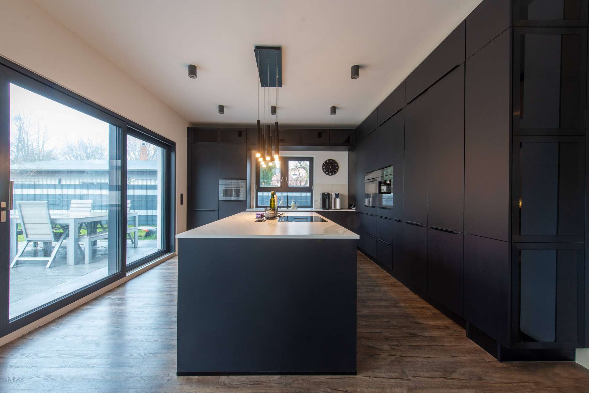 Purer Luxus! Exklusive Architektenvilla am Havelkanal bietet alles, was das Herz begehrt! – Bild 10