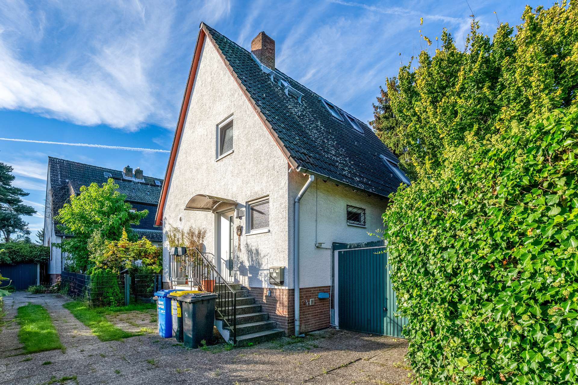 Großräumiges und modernes Einfamilienhaus mit Doppelgarage und Garten in Rudow - Bild 16