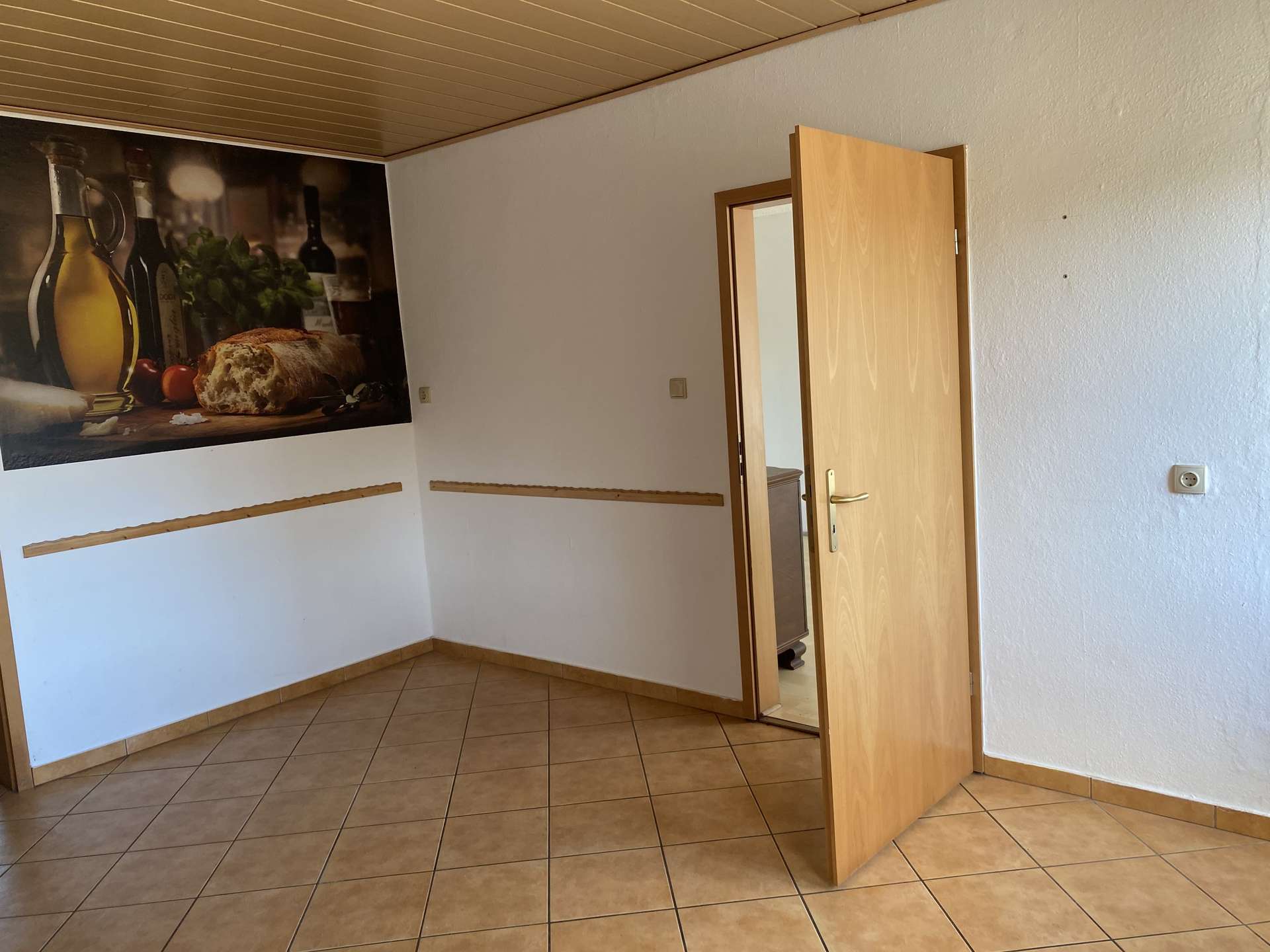 Vollvermietetes Mehrfamilienhaus mit Mietsteigerungspotential bei IST-Faktor 13,33 - Bild 8