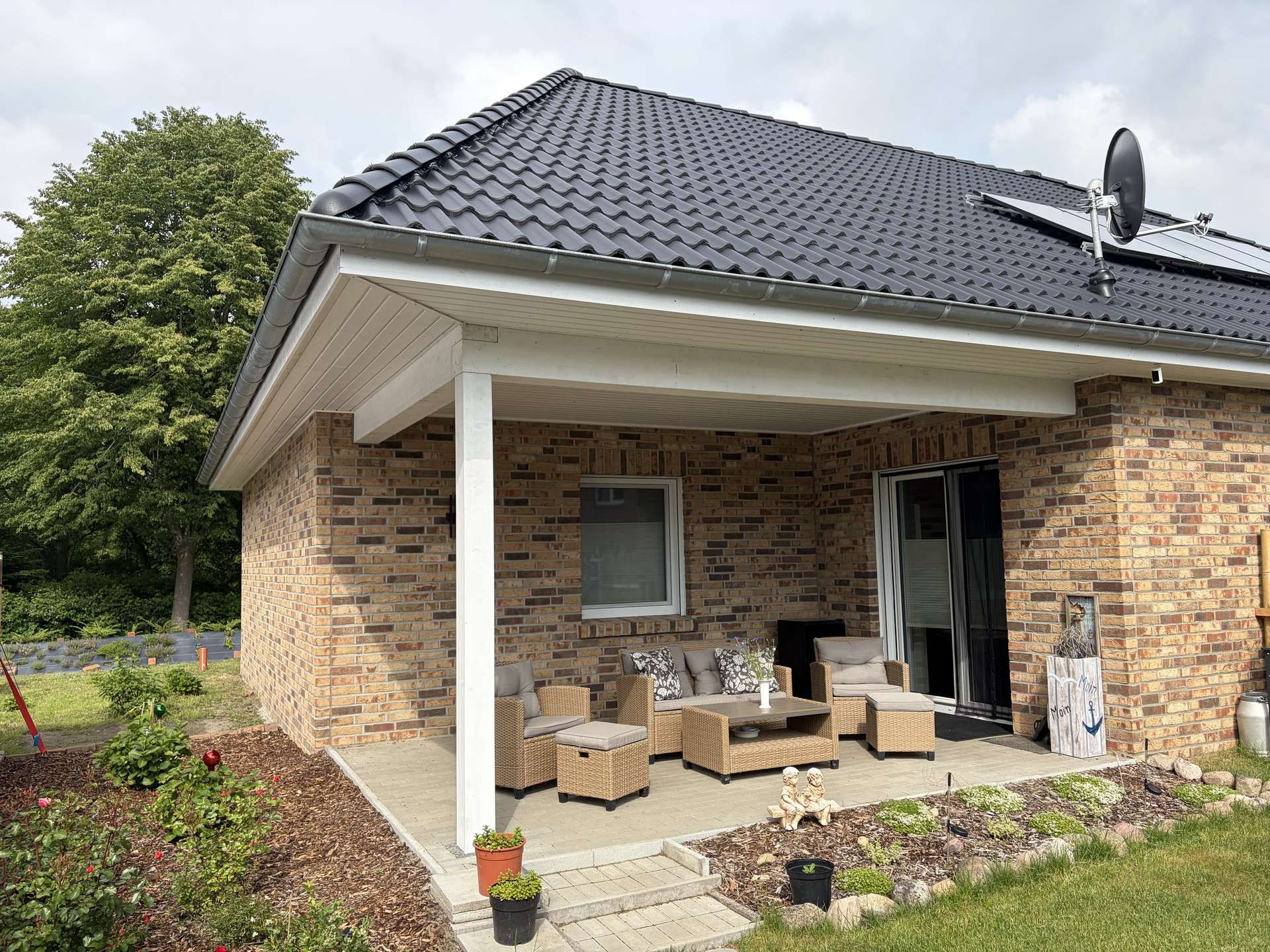 Traumhafter, barrierefreier Neubau-Bungalow mit Pool und viel Platz nahe Nordsee