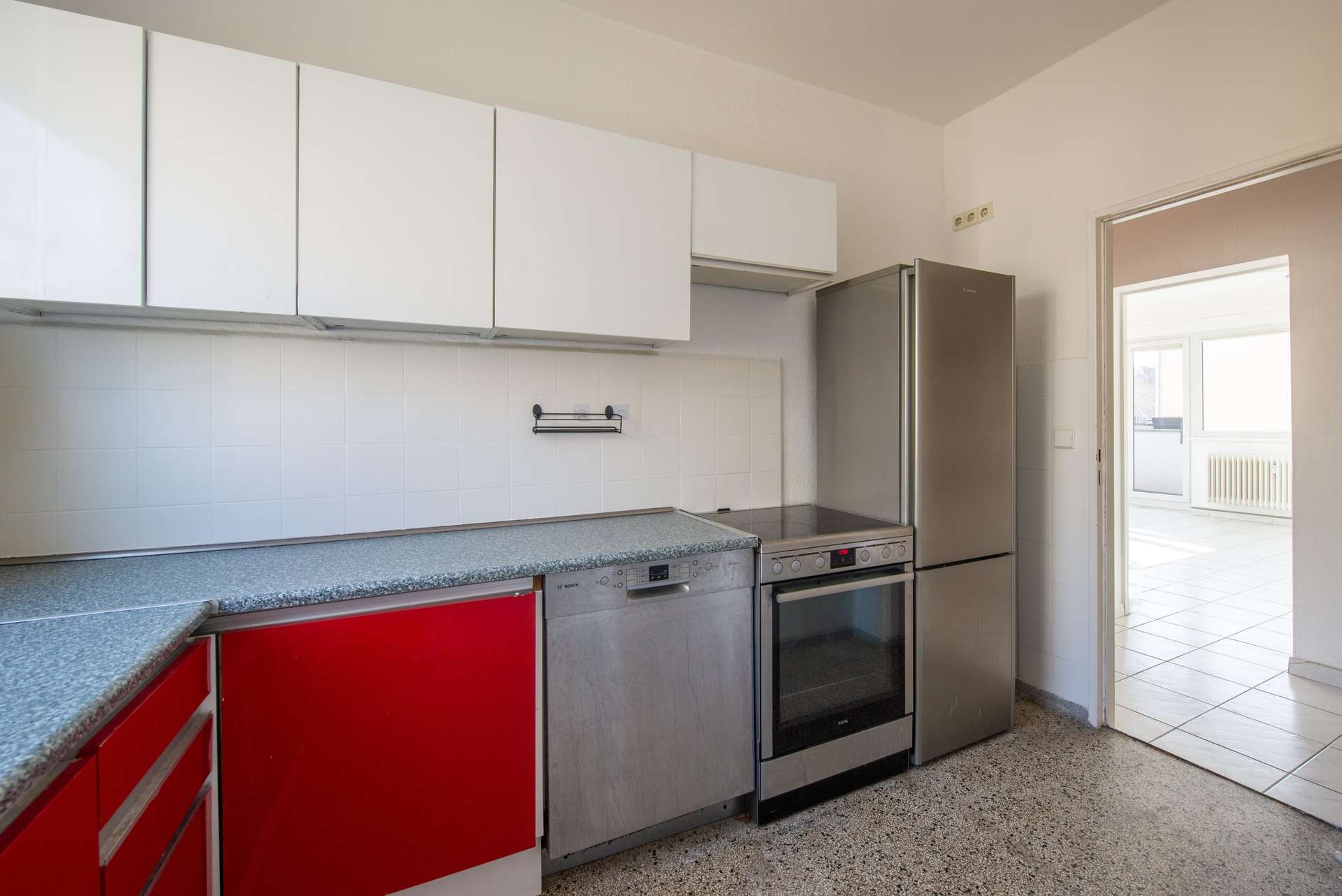 Ku’damm Nähe! Charmante Wohnung mit Balkon in gefragter Lage – Bild 7