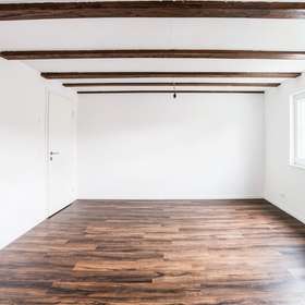 6-Zimmer-Wohnung · Gechingen · 161 m² · 1.690 € Miete mieten - 1.OG Wohnzimmer
