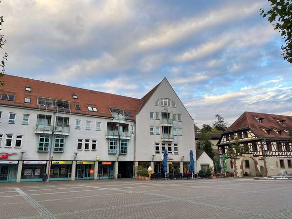 Außenansicht: Helles Büro- oder Praxisfläche in zentraler Lage von Mühlacker in Mühlacker, 2 Zimmer
