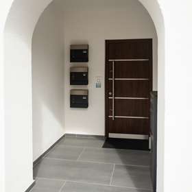 6-Zimmer-Wohnung · Gechingen · 161 m² · 1.690 € Miete mieten - Eingangsbereich