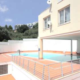 Sesimbra - Ihr Feriendomizil in Strandnähe mit seitlichem Meerblick - Bild 1
