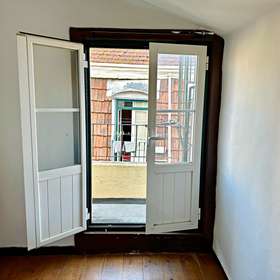 Über den Dächern Lissabons: 3-Zimmer-Wohnung mit Balkon in Lissabon-Santos - Bild 2
