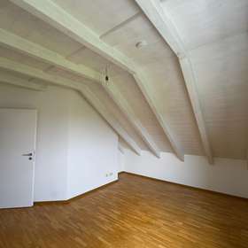 Die ideale Wohnung für das Paar: Lichtdurchflutete 3,5 Zimmerwohnung in ruhiger Lage von Darmsheim - Büro/Gästezimmer