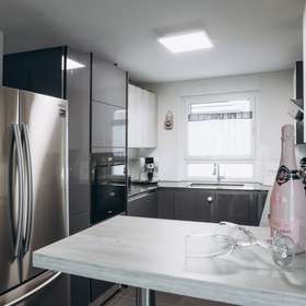 Ein Zuhause zum Ankommen und wohlfühlen – modernes Reiheneckhaus in Sindelfingen - Darmsheim - Küche