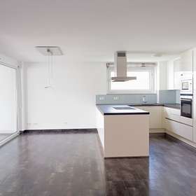 Helle, familienfreundliche Wohnung mit zwei TG-Stellplätzen in ruhiger Lage von Böblingen-Dagersheim - Essbereich