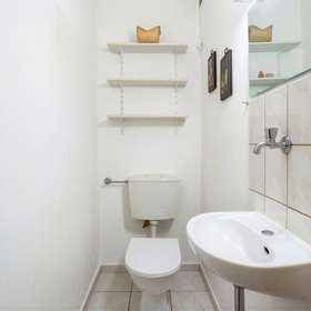 4-Zimmer-Wohnung · Sindelfingen · 86 m² · 320.000 € kaufen - Toilette 
