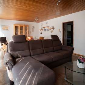 Charmantes Einfamilienhaus mit großem Garten und Ausbaupotenzial in Deizisau-Esslingen - Wohn-Esszimmer