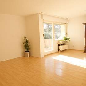 Wohnen in zentraler Wohnlage von Stuttgart-Sommerrain: 1-Zimmer-Appartement mit sonnigem Balkon! - Wohnen