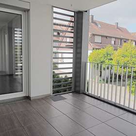 Helle, familienfreundliche Wohnung mit zwei TG-Stellplätzen in ruhiger Lage von Böblingen-Dagersheim - Balkon
