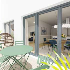 Wohnen auf zwei Ebenen: Komfortable und lichtdurflutete Maisonettewohnung in Renningen - Loggia - Virtuelles Staging in Renningen