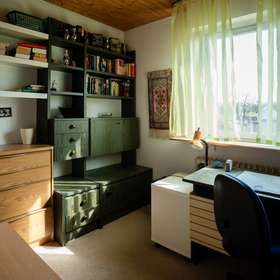 Charmantes Einfamilienhaus mit großem Garten und Ausbaupotenzial in Deizisau-Esslingen - Büro/Kinderzimmer