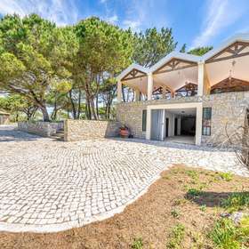 Einmaliges Anwesen, oberhalb des Atlantiks - unweit von Sesimbra! - Carport
