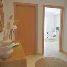 Sesimbra - Ihr Feriendomizil in Strandnähe mit seitlichem Meerblick - Diele