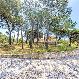 Einmaliges Anwesen, oberhalb des Atlantiks - unweit von Sesimbra! - Blick zum Haus