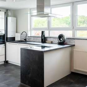 2.5-Zimmer-Wohnung · Leonberg · 63 m² · 241.000 € kaufen - Küche