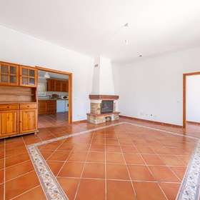 Einmaliges Anwesen, oberhalb des Atlantiks - unweit von Sesimbra! - Wohnzimmer 