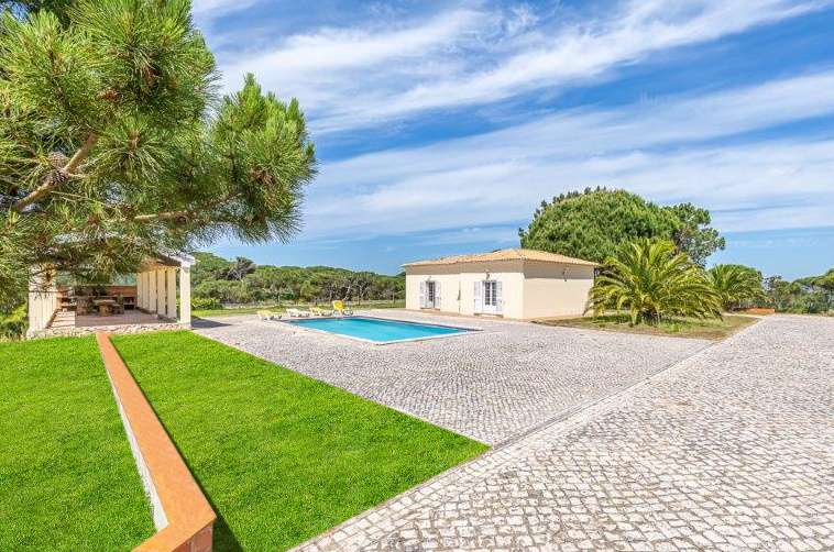 Einmaliges Anwesen, oberhalb des Atlantiks - unweit von Sesimbra!