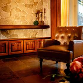 Luxuriöses Refugium: Einzigartige Villa auf 750qm mit indoor Pool in bevorzugter Lage von Ramstein - Ruhebereich