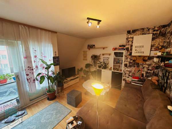 Gut gelegen, groß gedacht: 3-Zimmer-Dachgeschosswohnung zum Verwirklichen – Dachgeschosswohnung in Wuppertal