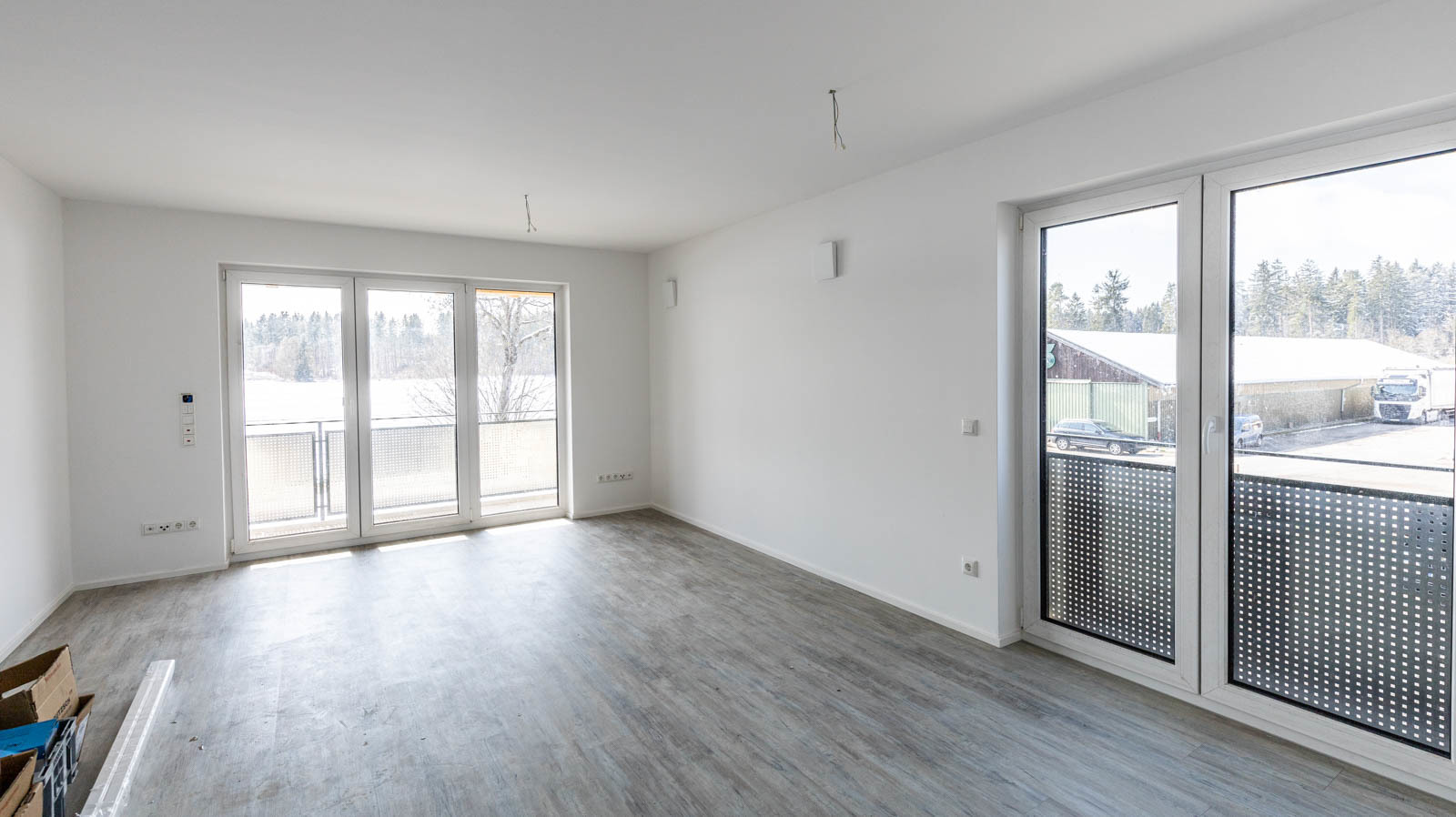 Schicke Wohnung mit überdachtem Südbalkon - Photo 1