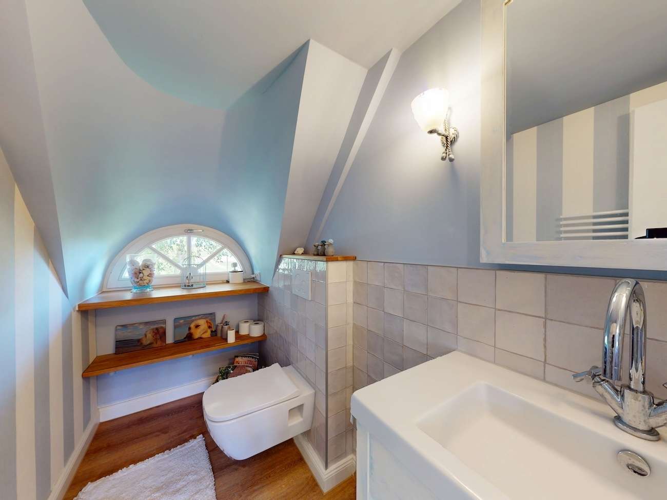 Badezimmer im DG