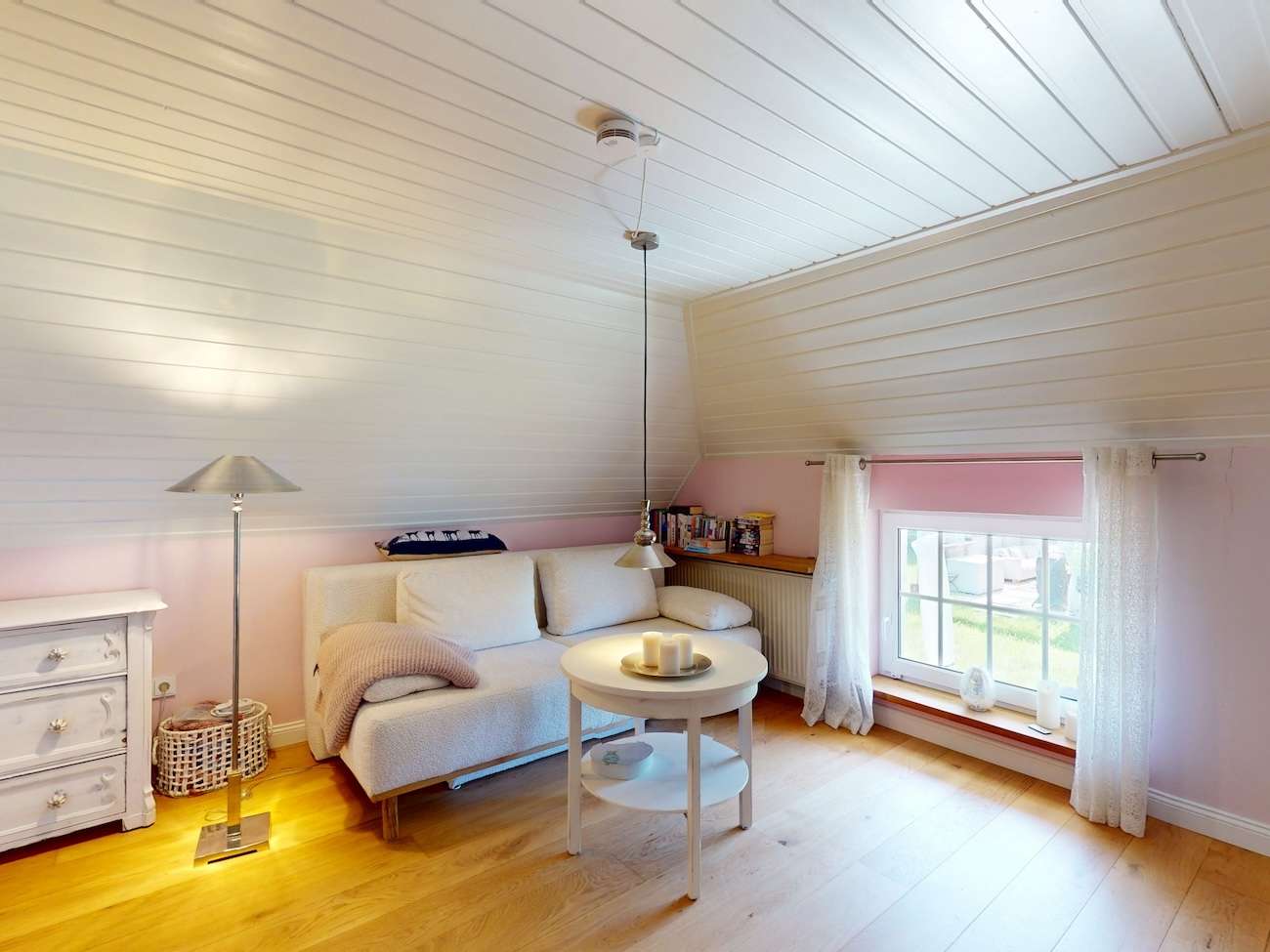 Schlafzimmer 1 im DG