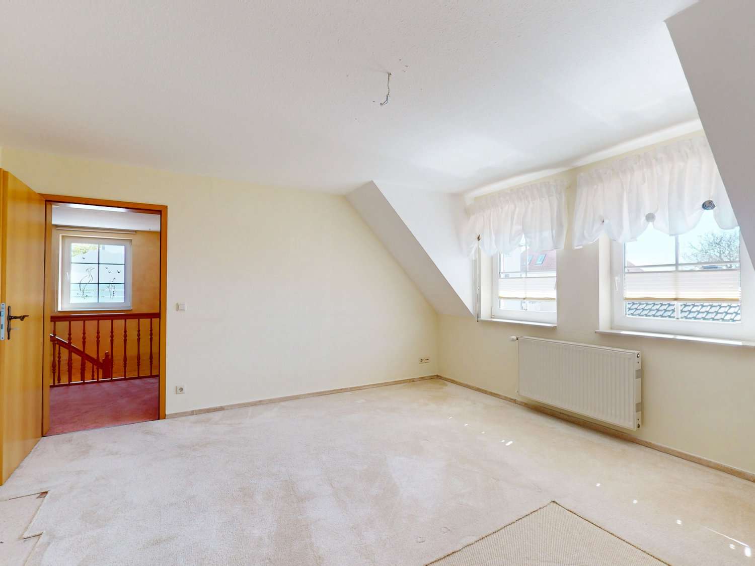 Schlafzimmer 1 DG