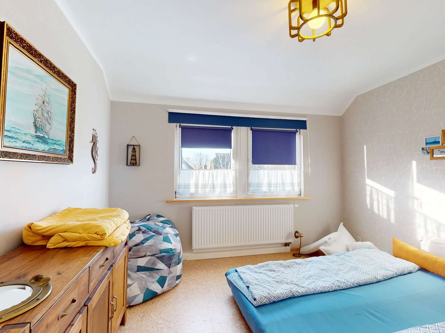 großes Schlafzimmer Obergeschoss