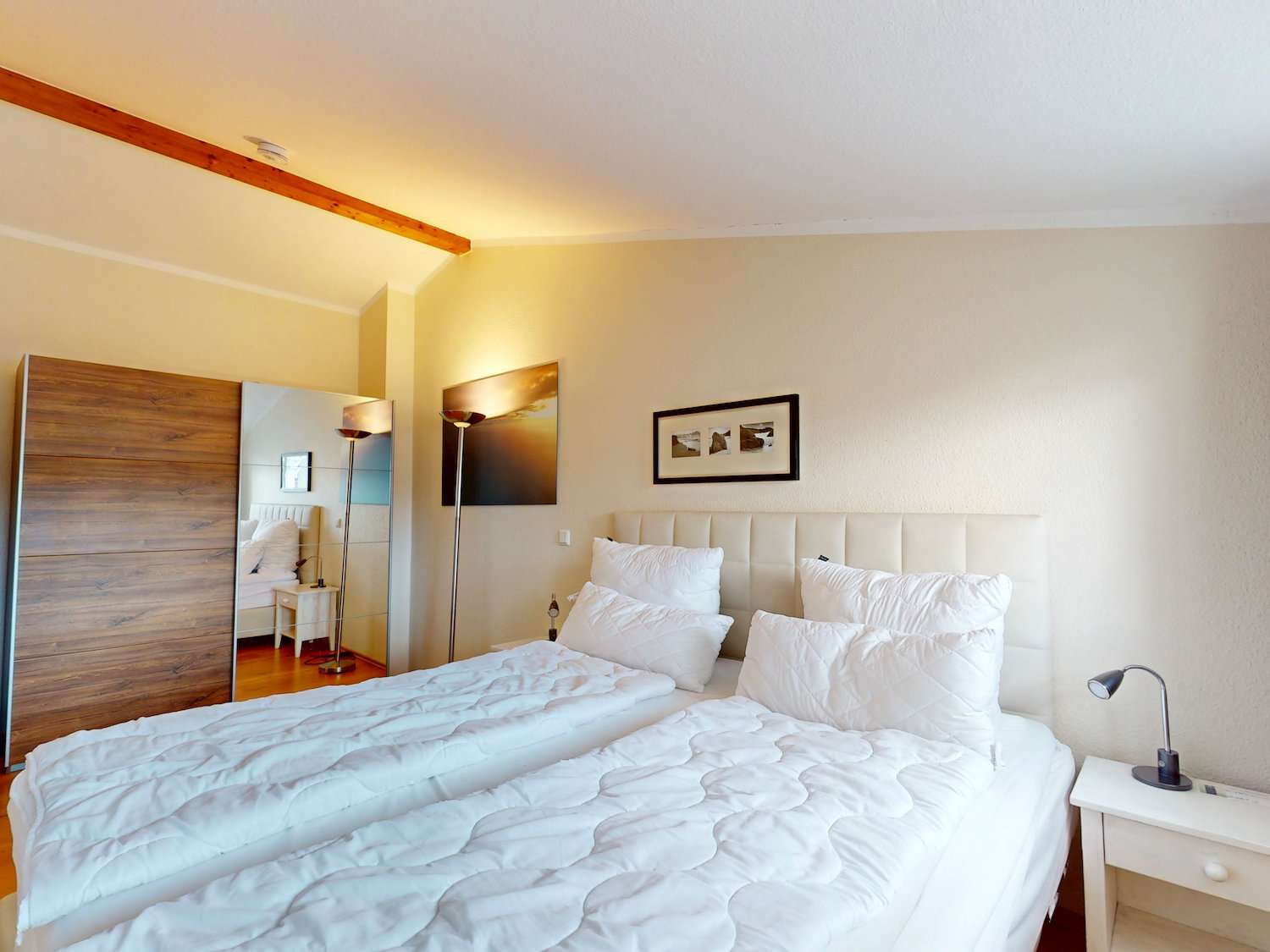 Schlafzimmer 2