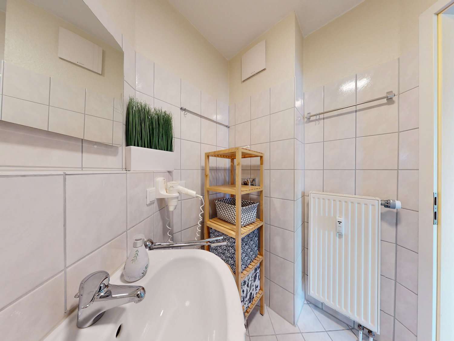 Badezimmer mit Badewanne