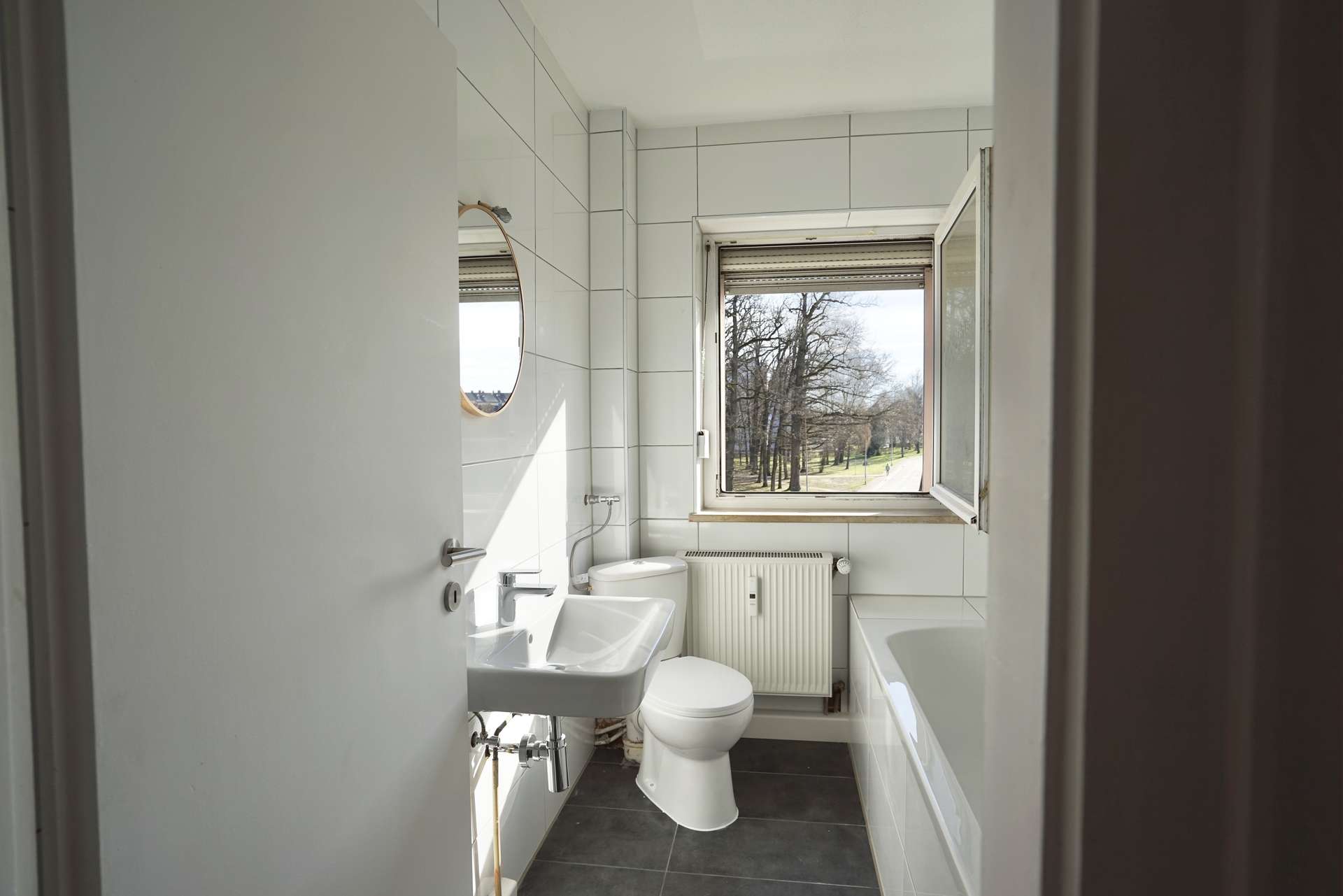 Tageslicht mit Badewanne