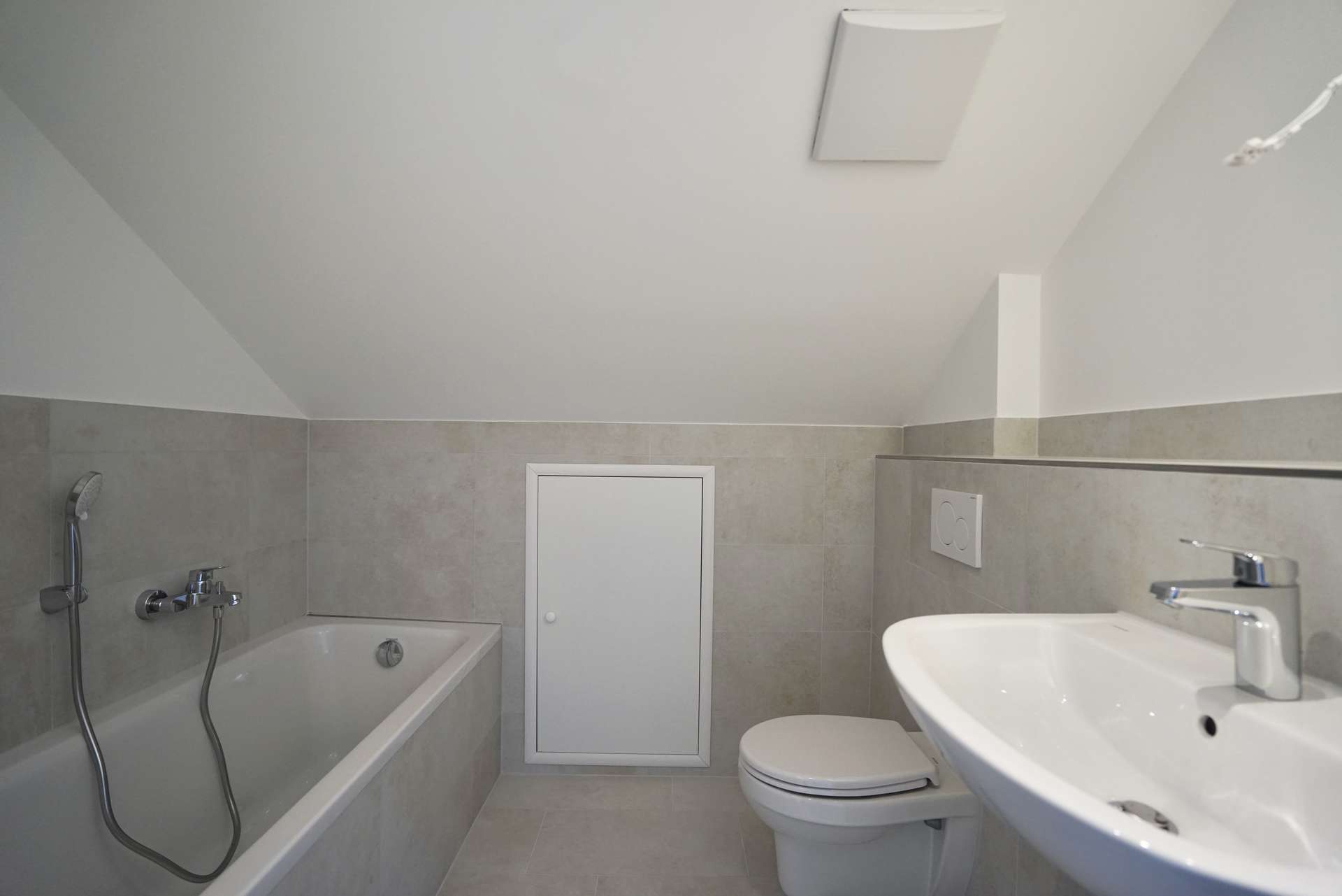 ... und modern gefliest! 