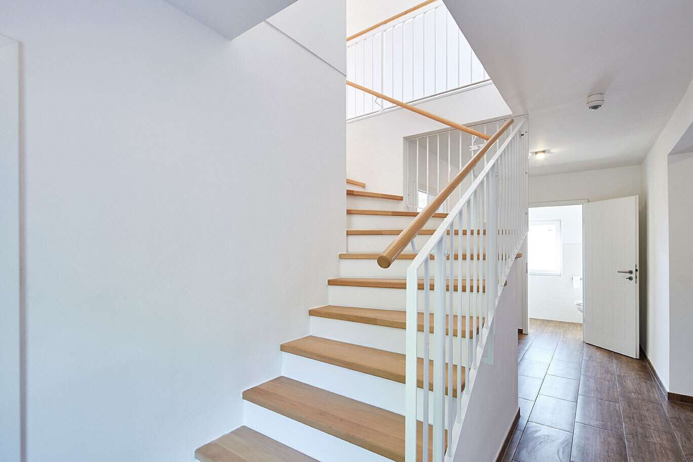 mitten im Haus - Treppenaufgang