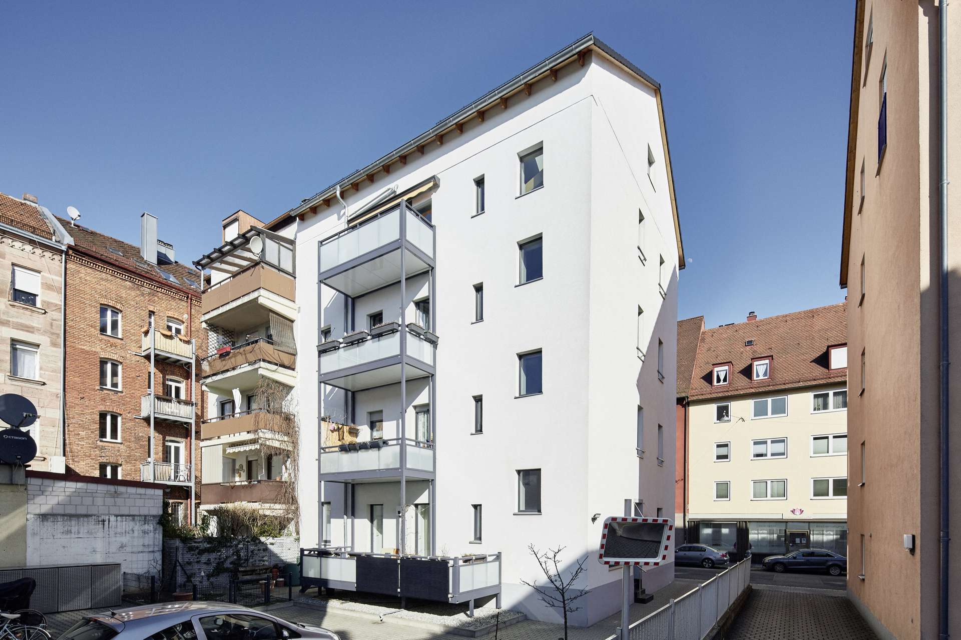 sonniger Balkon Richtung Westen
