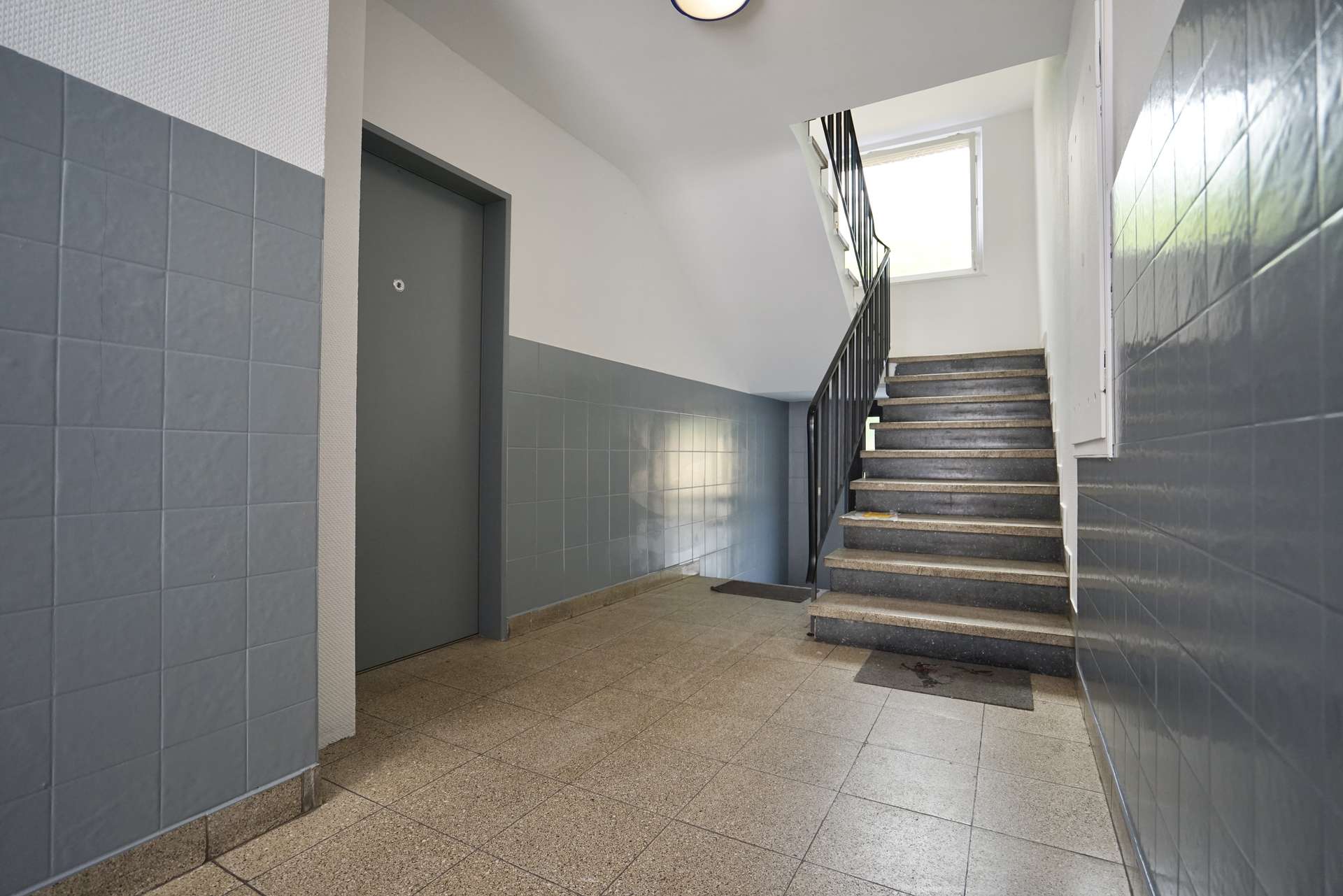 Treppenhaus sauber und ordentlich