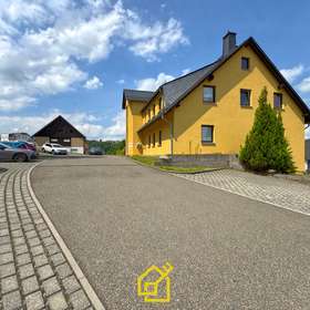 Seitenansicht Parkplatz