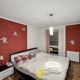 Schlafzimmer OG links