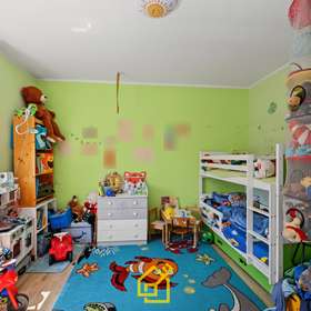 Kinderzimmer 2 EG