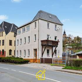 Straßenenansicht seitlich