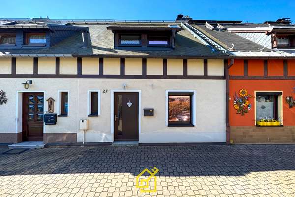 Einziehen & Wohlfühlen: gepflegtes Reihenmittelhaus in Beierfeld