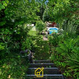 Treppe in den Garten